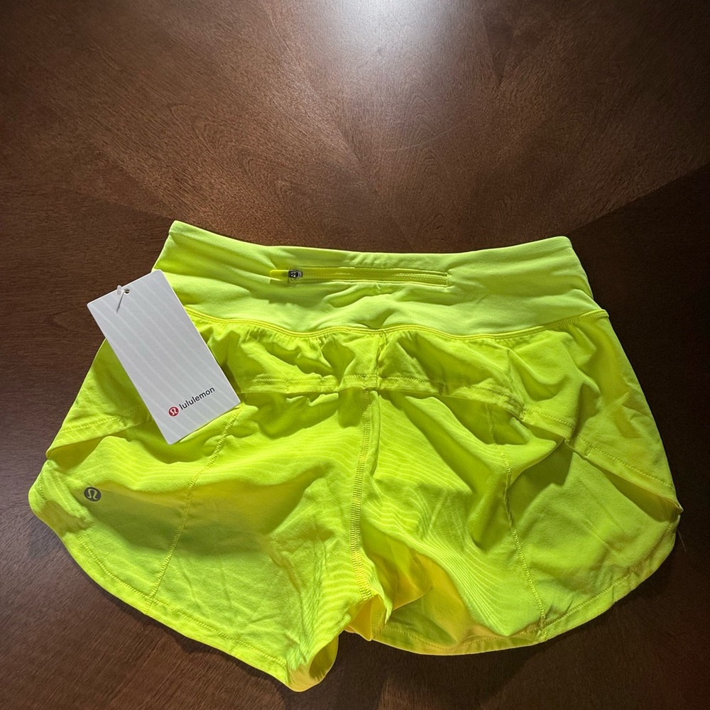 Lululemon Speed up Shorts 4”